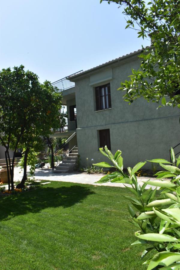 Betty'S Garden House Villa Nea Anchialos Exterior photo